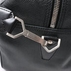 Louis Vuitton Kendall PM Taiga Leather Travel bag in Black M30122