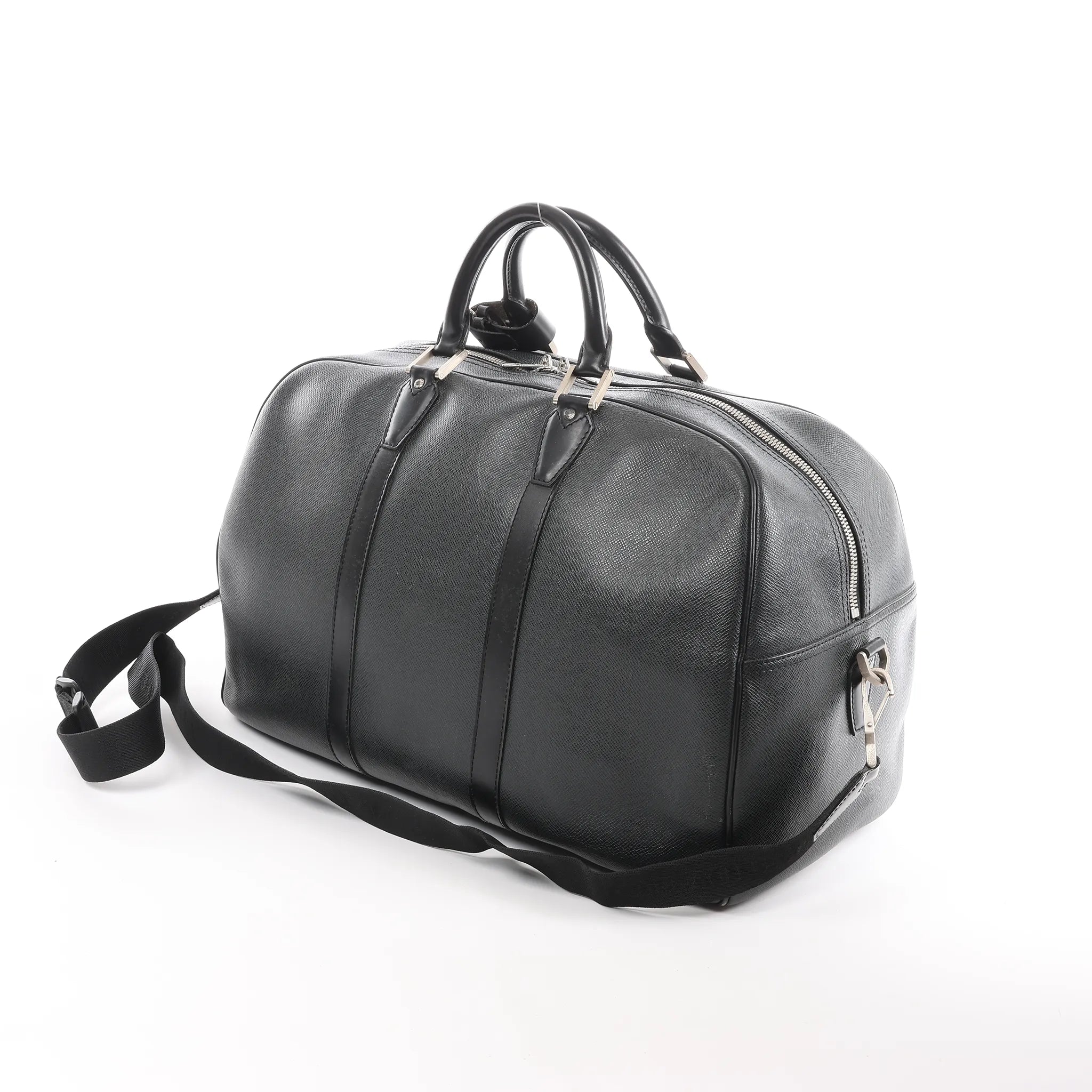 Louis Vuitton Kendall PM Taiga Leather Travel bag in Black M30122