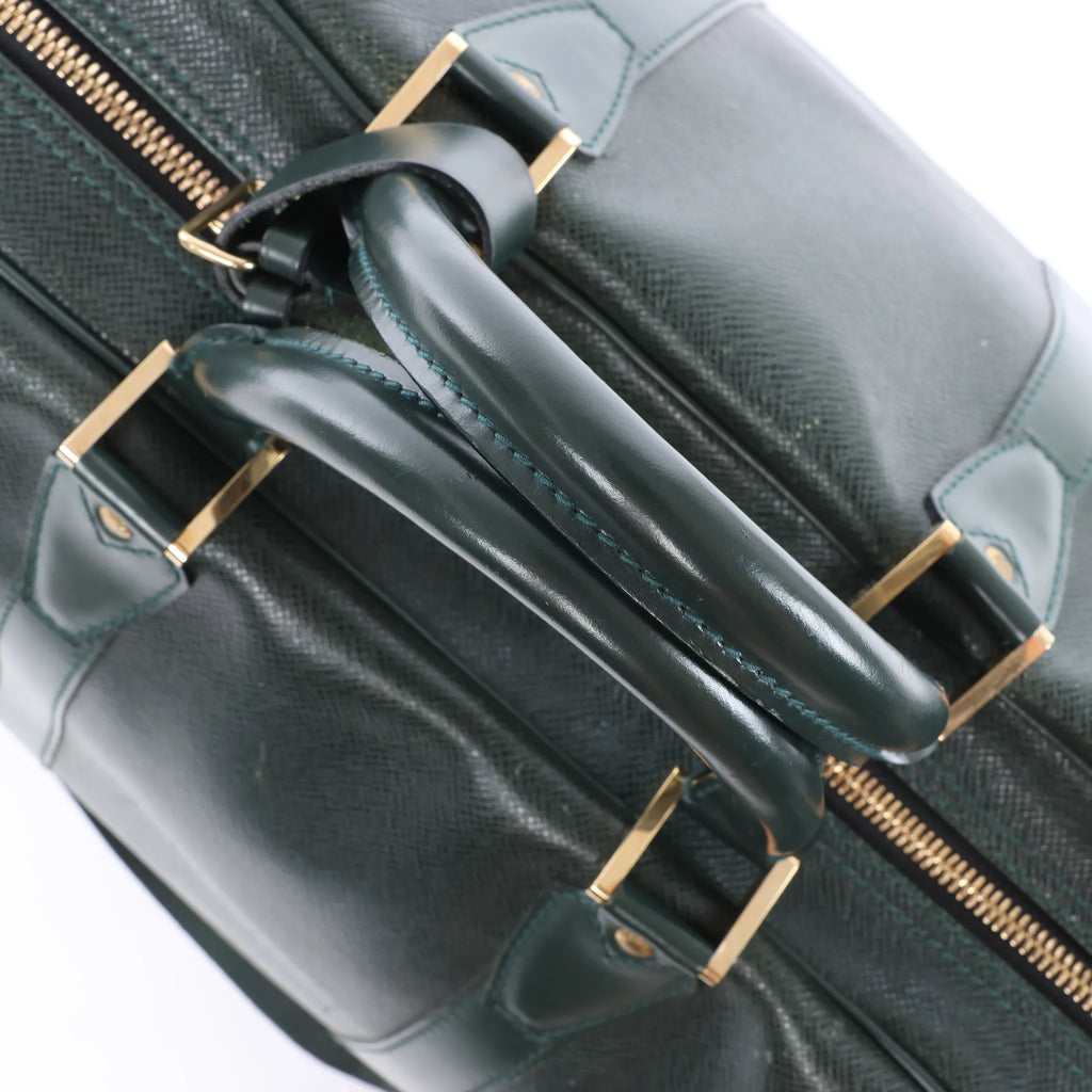 Louis Vuitton Kendall PM Taiga Leather Travel bag in Green M30124