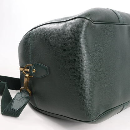 Louis Vuitton Kendall PM Taiga Leather Travel bag in Green M30124