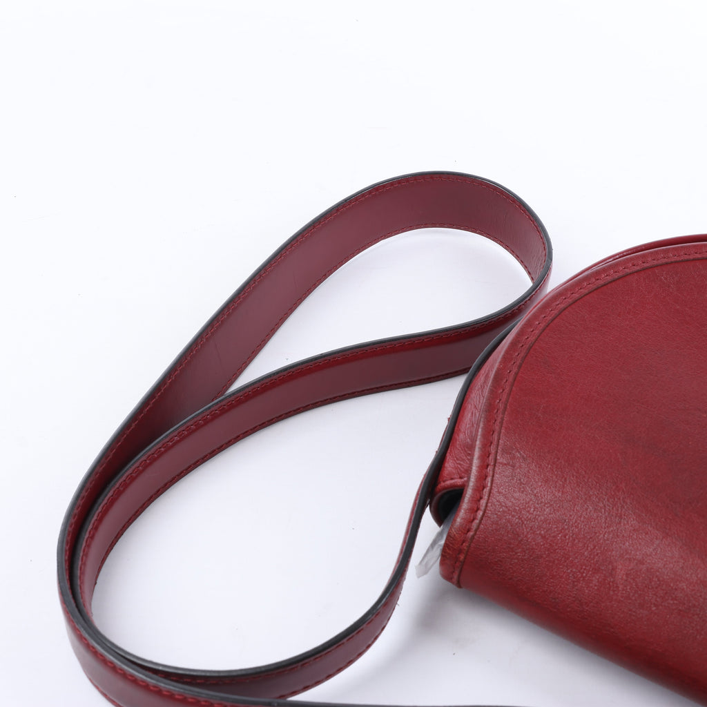 Louis Vuitton LV logo x Leather Tanblan Crossbody Bag in Red M55506