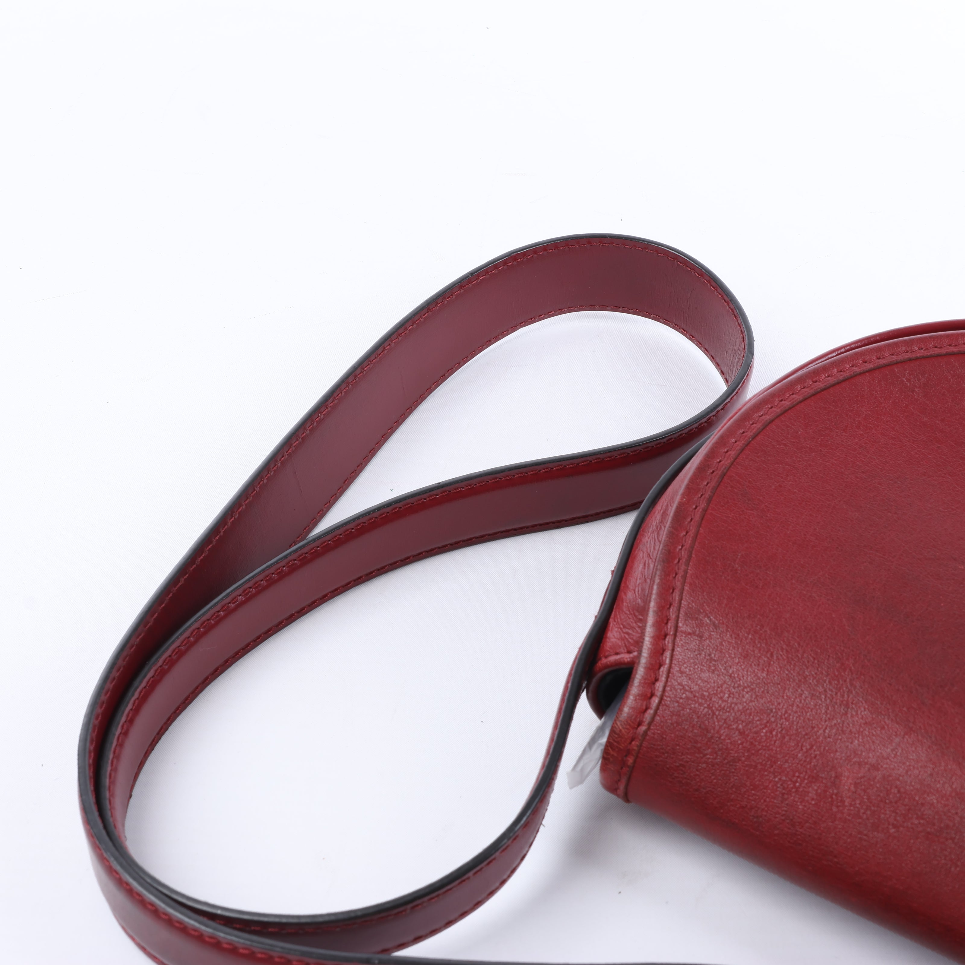 Louis Vuitton LV logo x Leather Tanblan Crossbody Bag in Red M55506