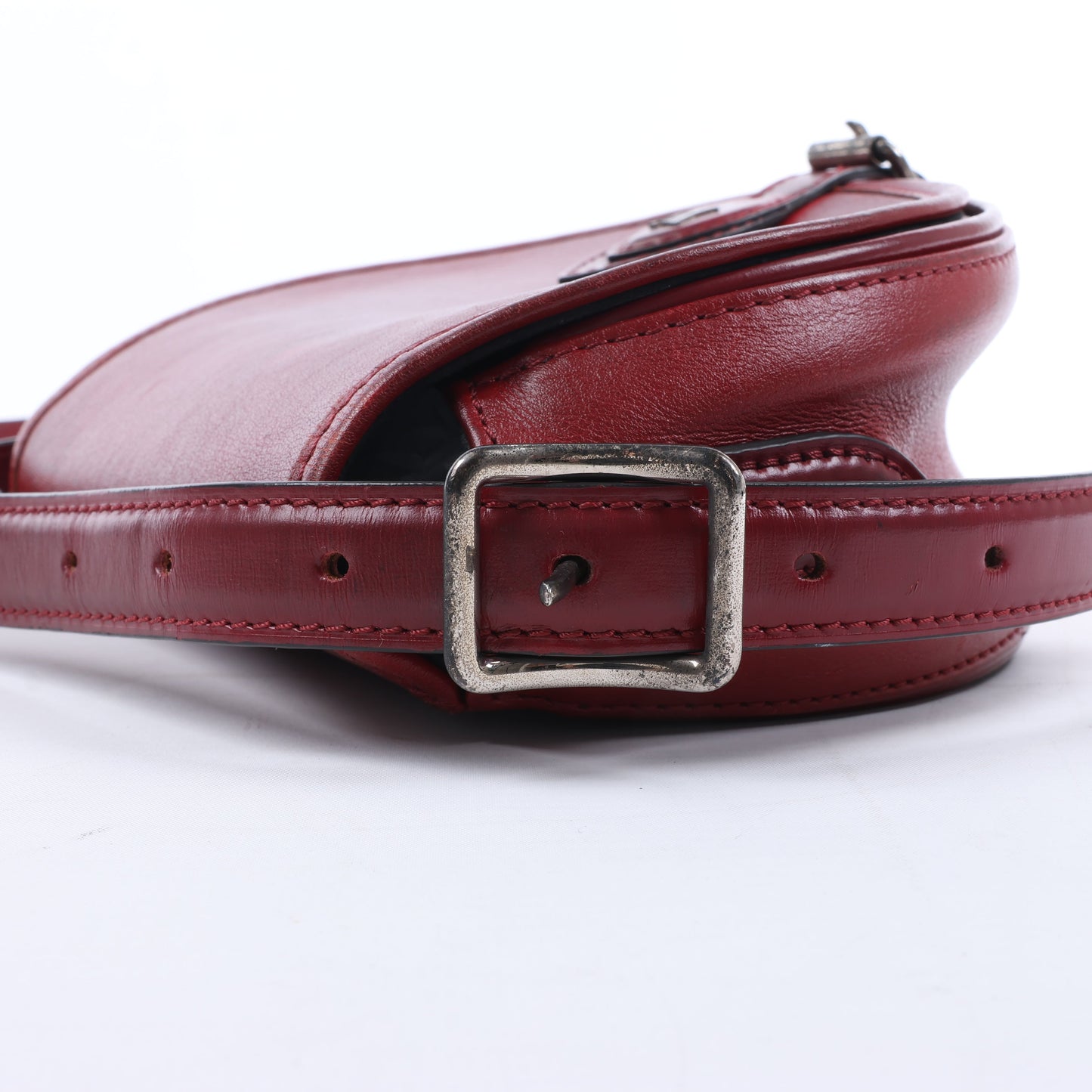 Louis Vuitton LV logo x Leather Tanblan Crossbody Bag in Red M55506