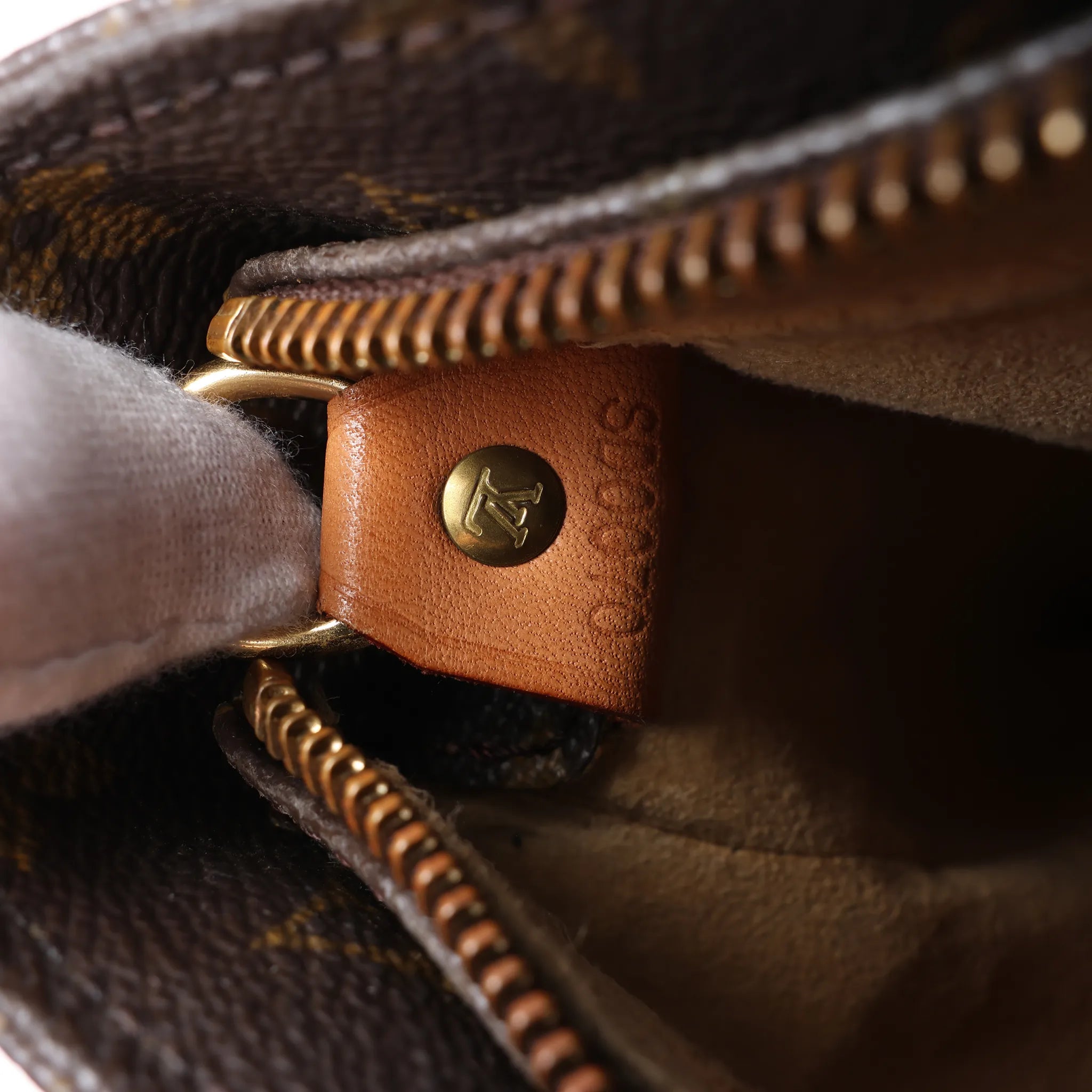 Bolso de hombro Louis Vuitton Looping GM Monogram de lona en marrón M51145