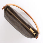 Louis Vuitton Looping MM Monogram Canvas Shoulder Bag in Brown M51146