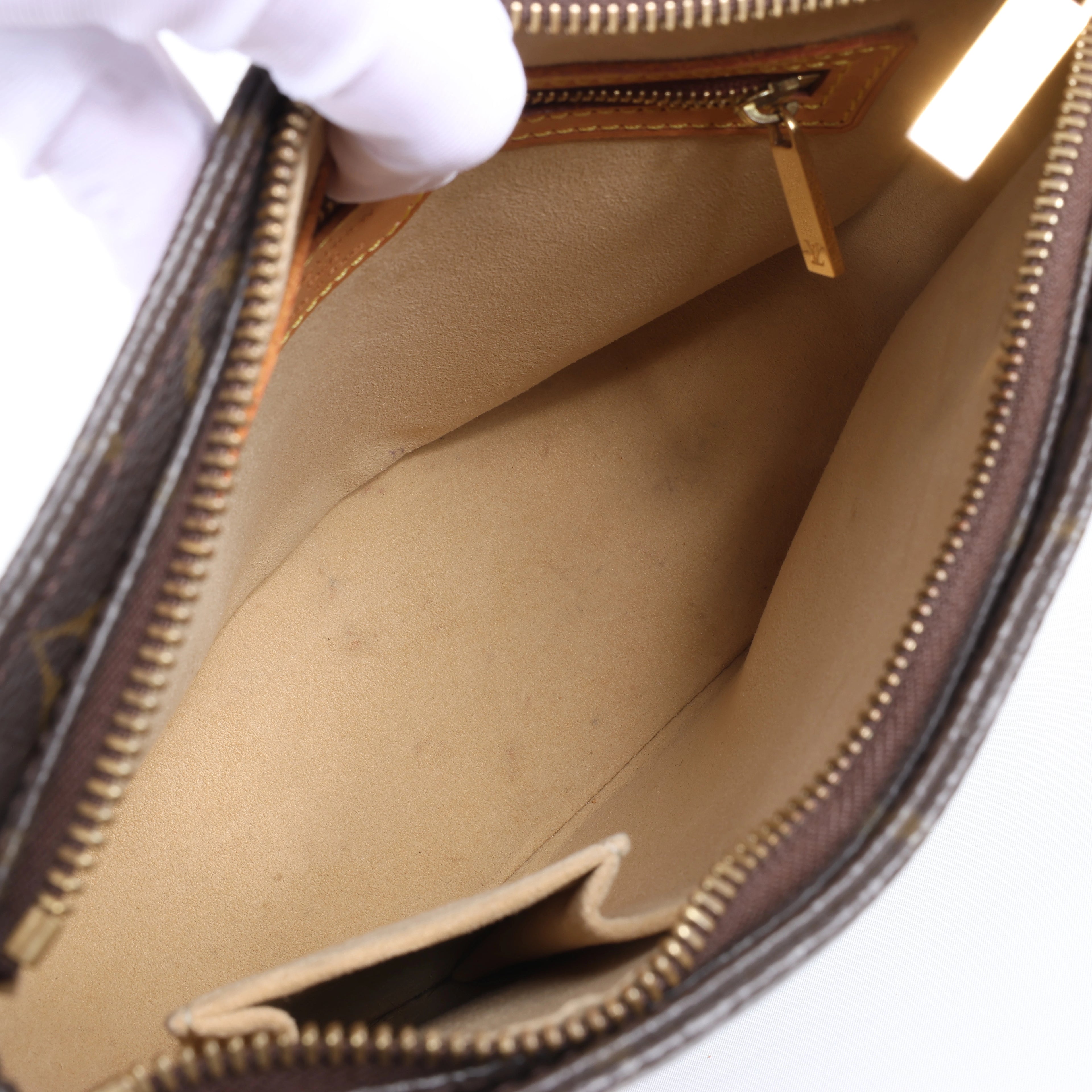 Bolso de hombro Louis Vuitton Looping MM Monogram de lona en marrón M51146