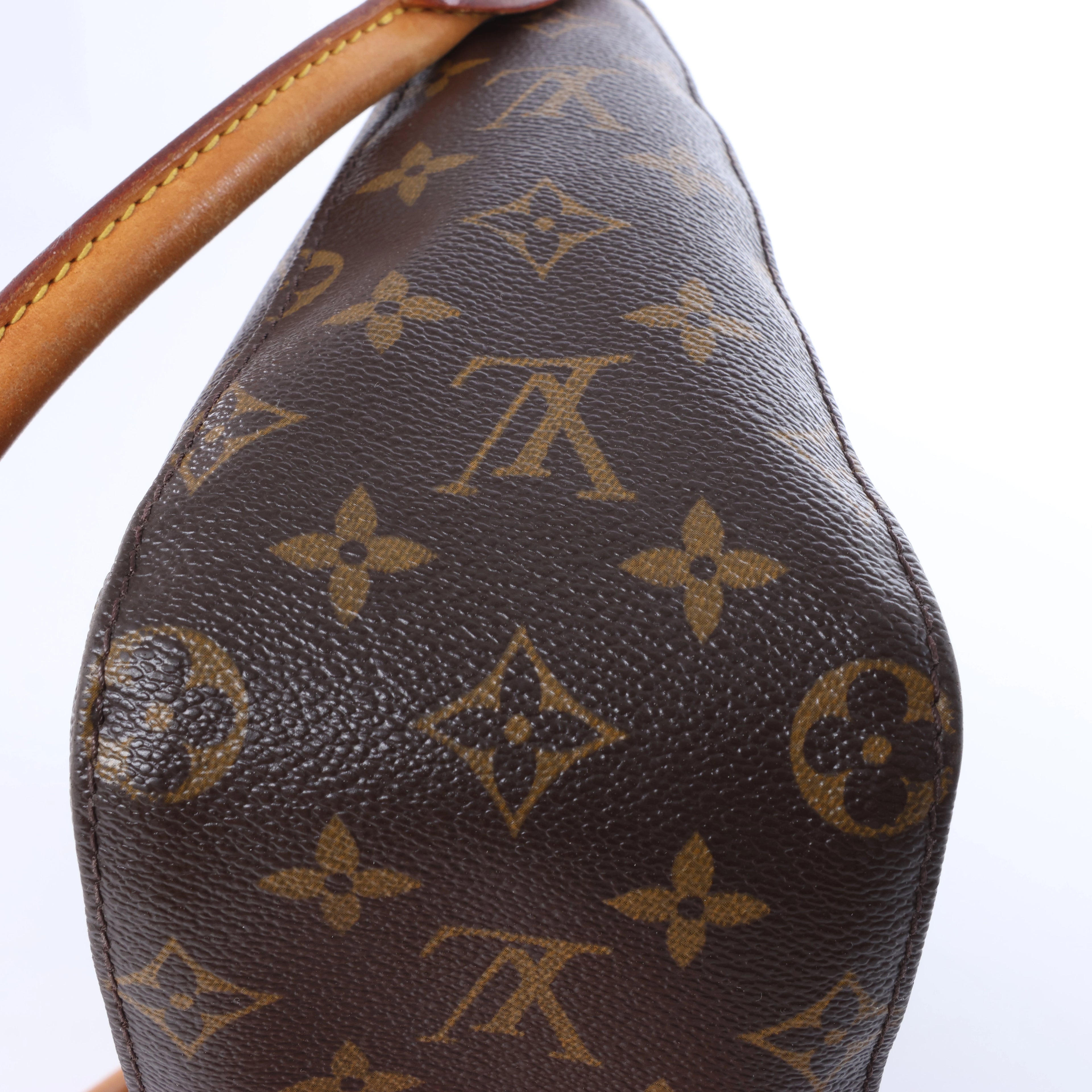 Bolso de hombro Louis Vuitton Looping MM Monogram de lona en marrón M51146