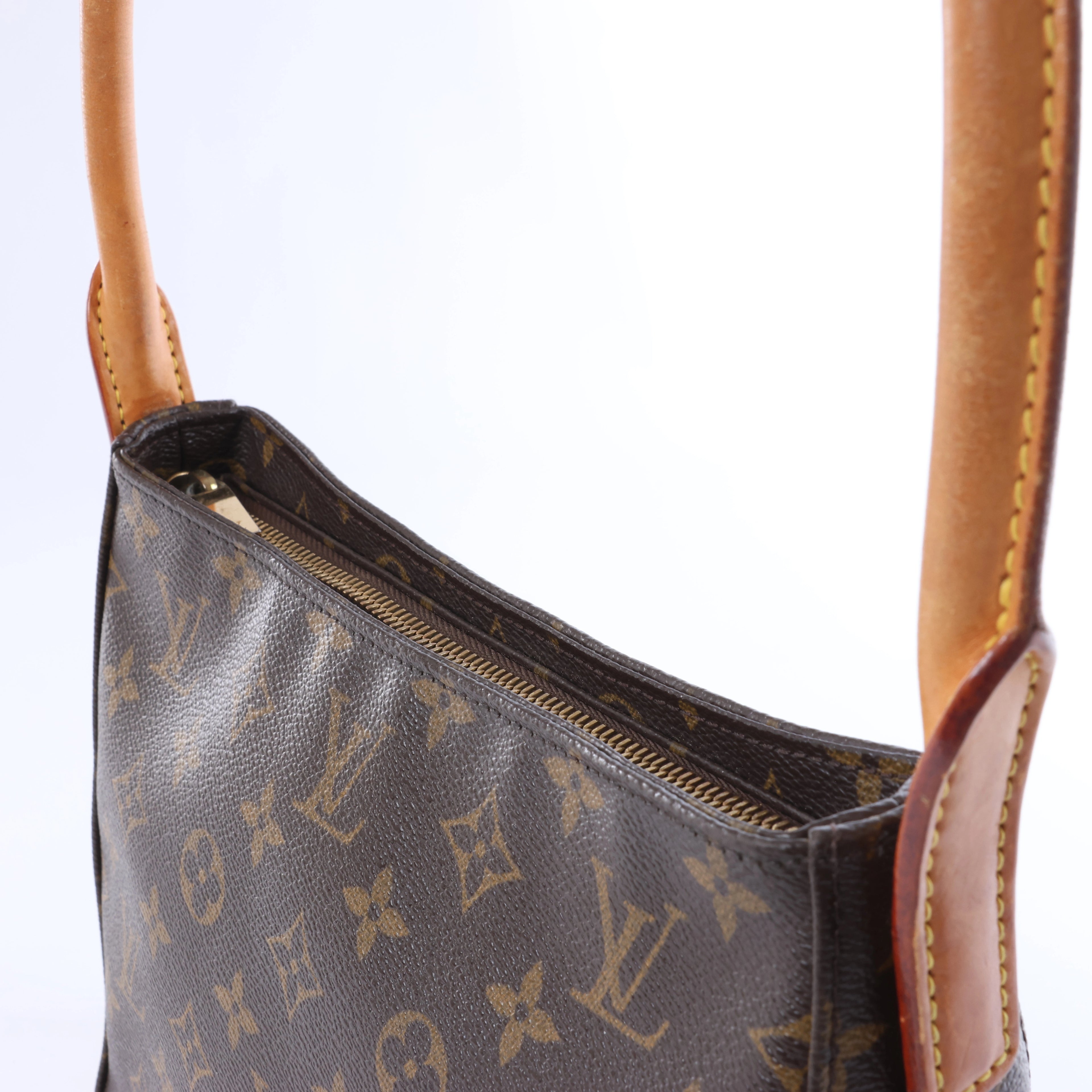 Bolso de hombro Louis Vuitton Looping MM Monogram de lona en marrón M51146