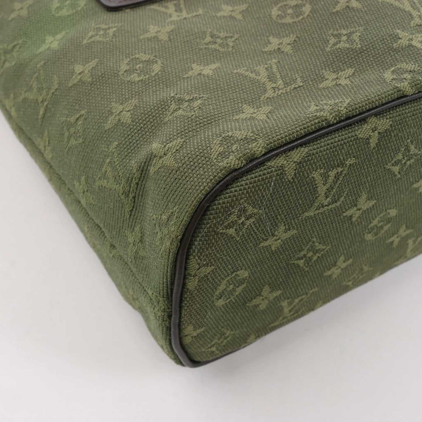 Louis Vuitton Monogram Luceille PM Handbag in Khaki M92682