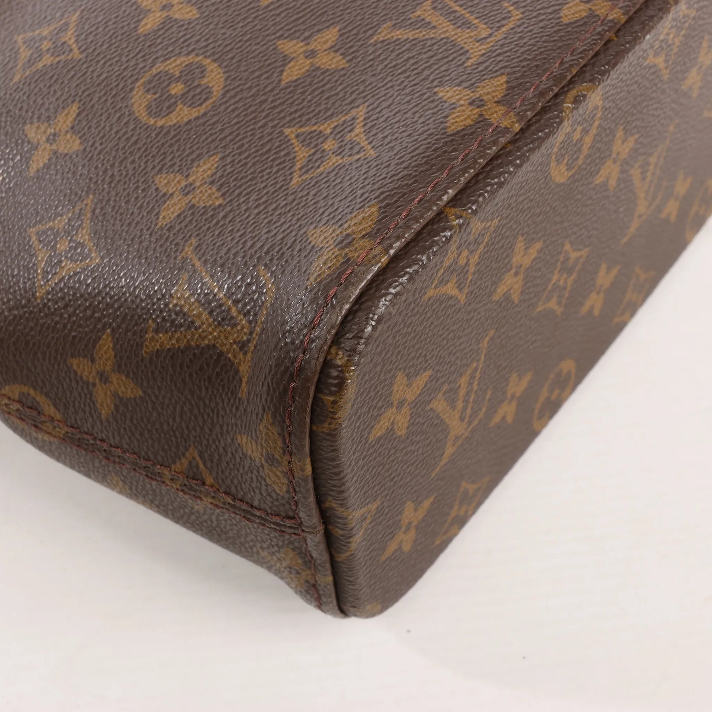 Louis Vuitton Monogram Luco Shoulder Bag in Brown M51155