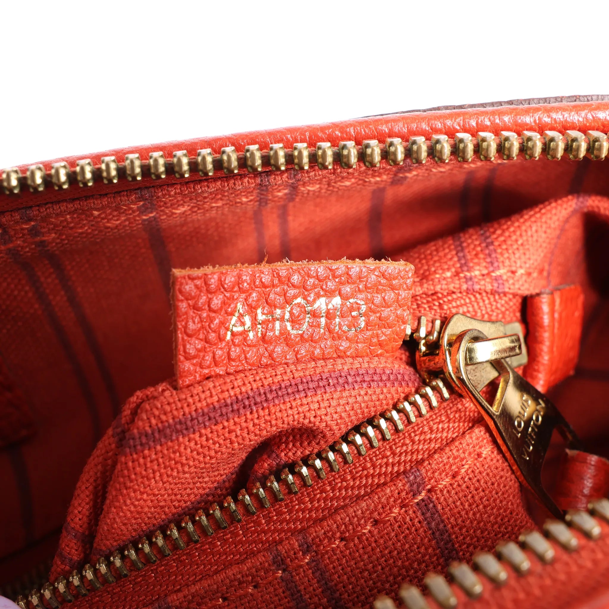 Louis Vuitton Speedy Bandoulière 25 Monogram Empreinte Handbag in Red M40758