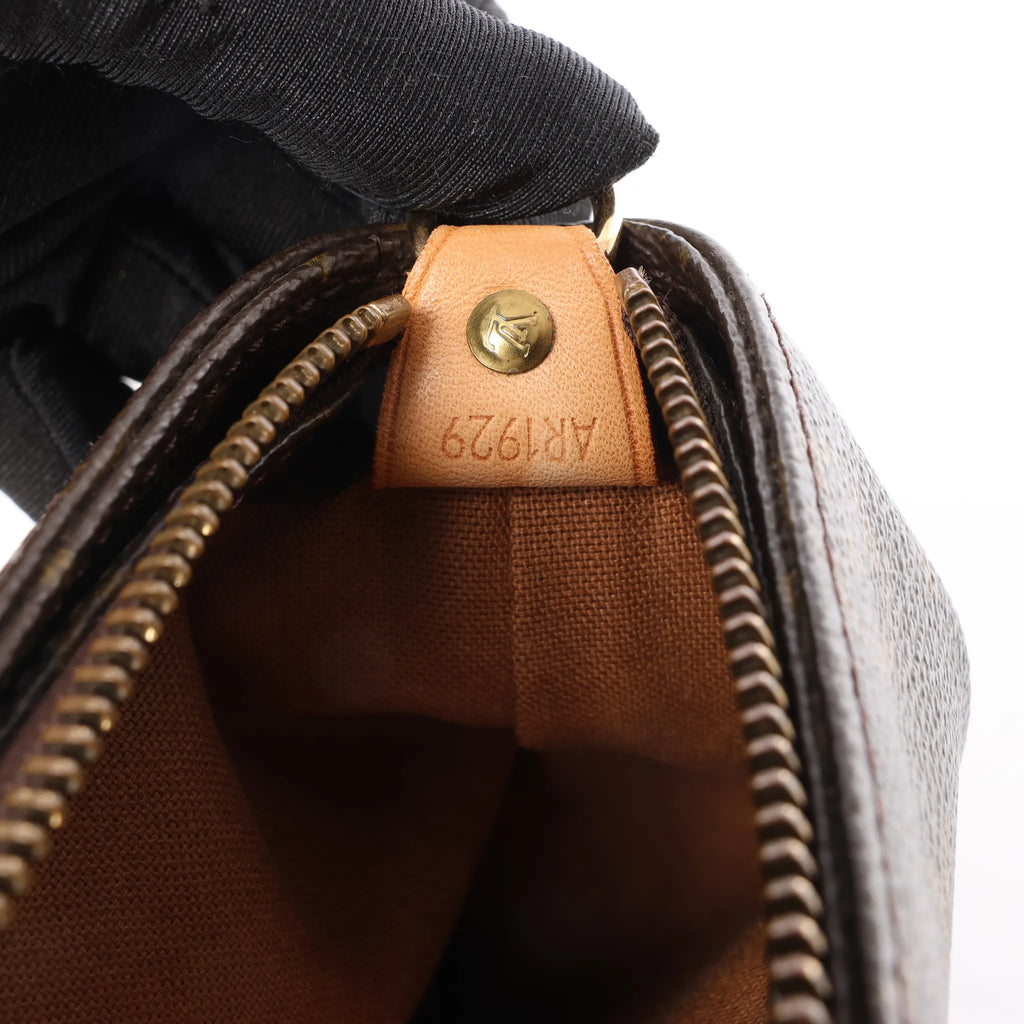 Louis Vuitton Cabas Mezzo Monogram Shoulder Bag in Brown M51151