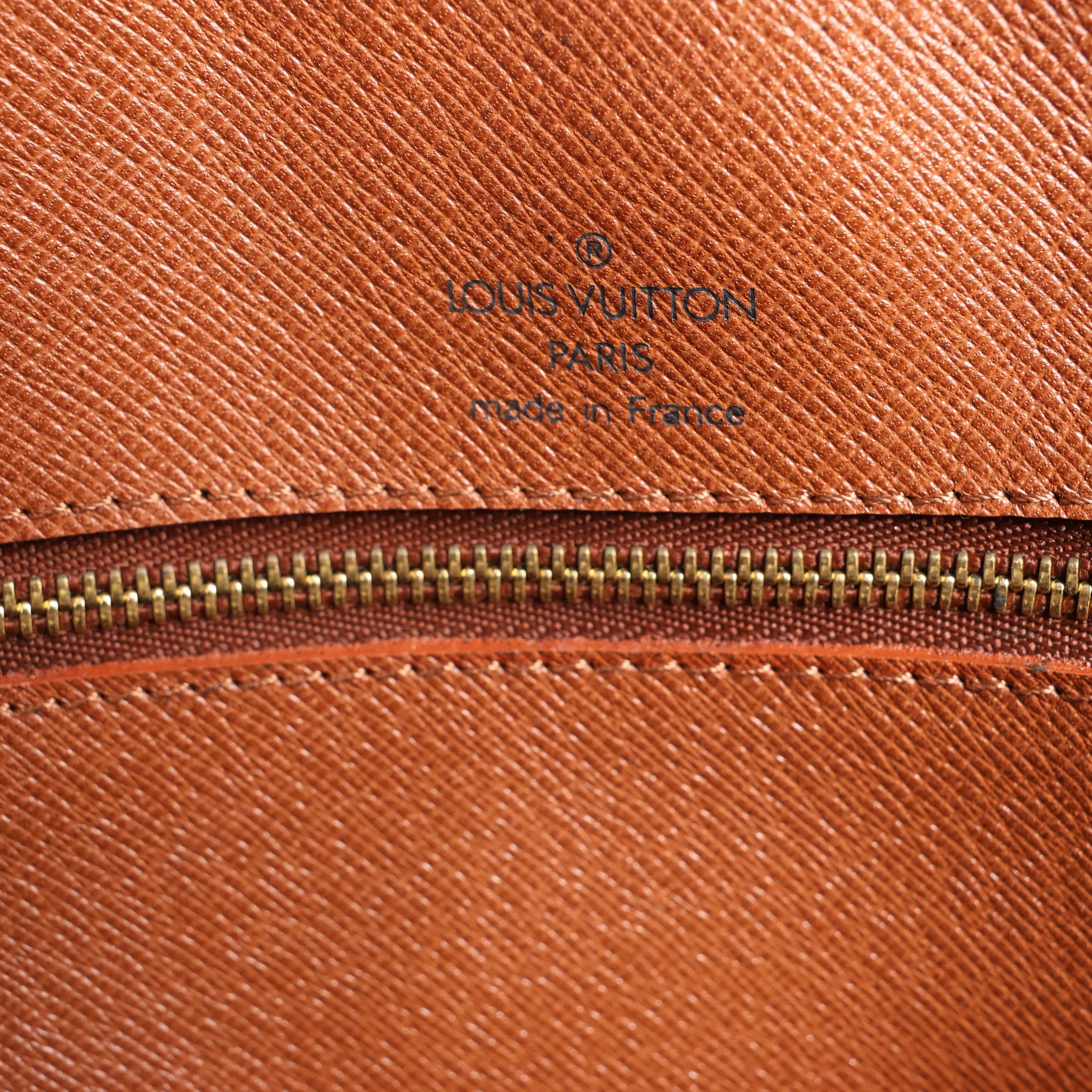Louis Vuitton Porte Documents Voyage Monogram Canvas Handbag in Brown M53361