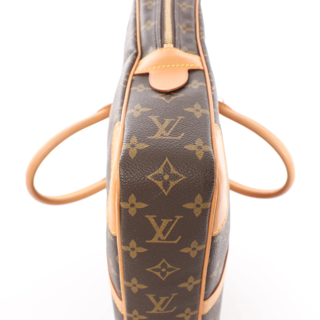 Louis Vuitton Porte Documents Voyage Monogram Canvas Handbag in Brown M53361
