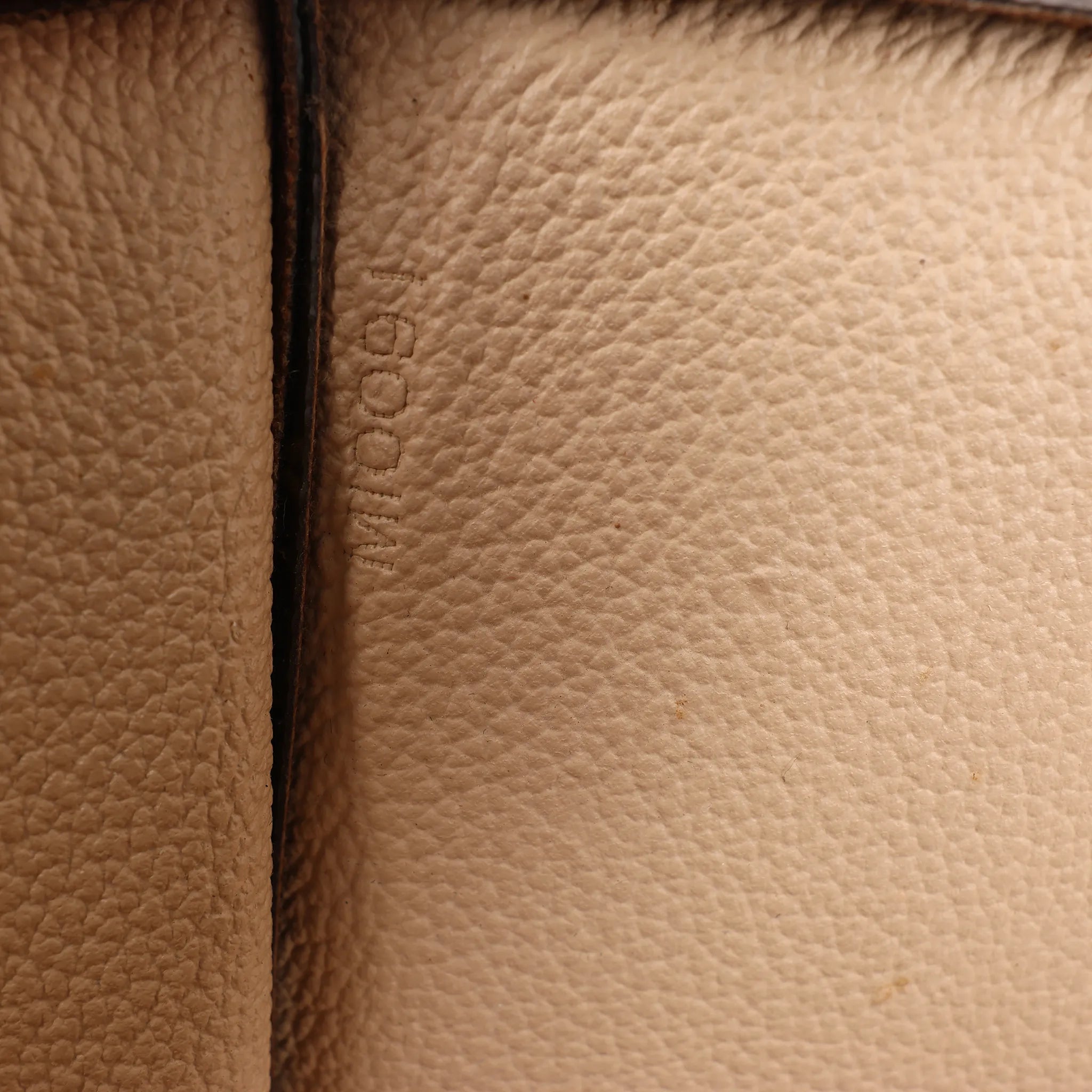 Louis Vuitton Sac Plat Monogram Canvas Handbag in Brown M51140