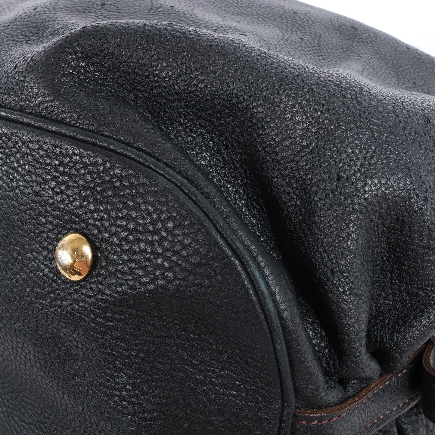 Sac à main Louis Vuitton Monogram Mahina L Lunar PM en cuir noir M95765
