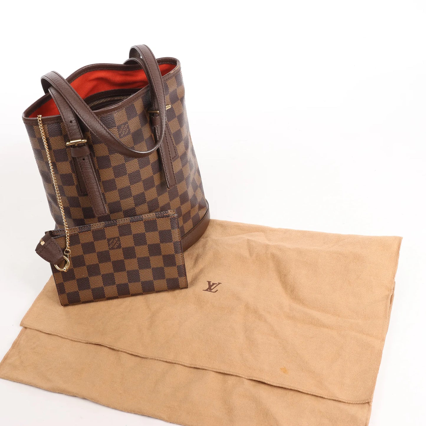 Louis Vuitton Malle Damier Shoulder Bag in Brown N42240