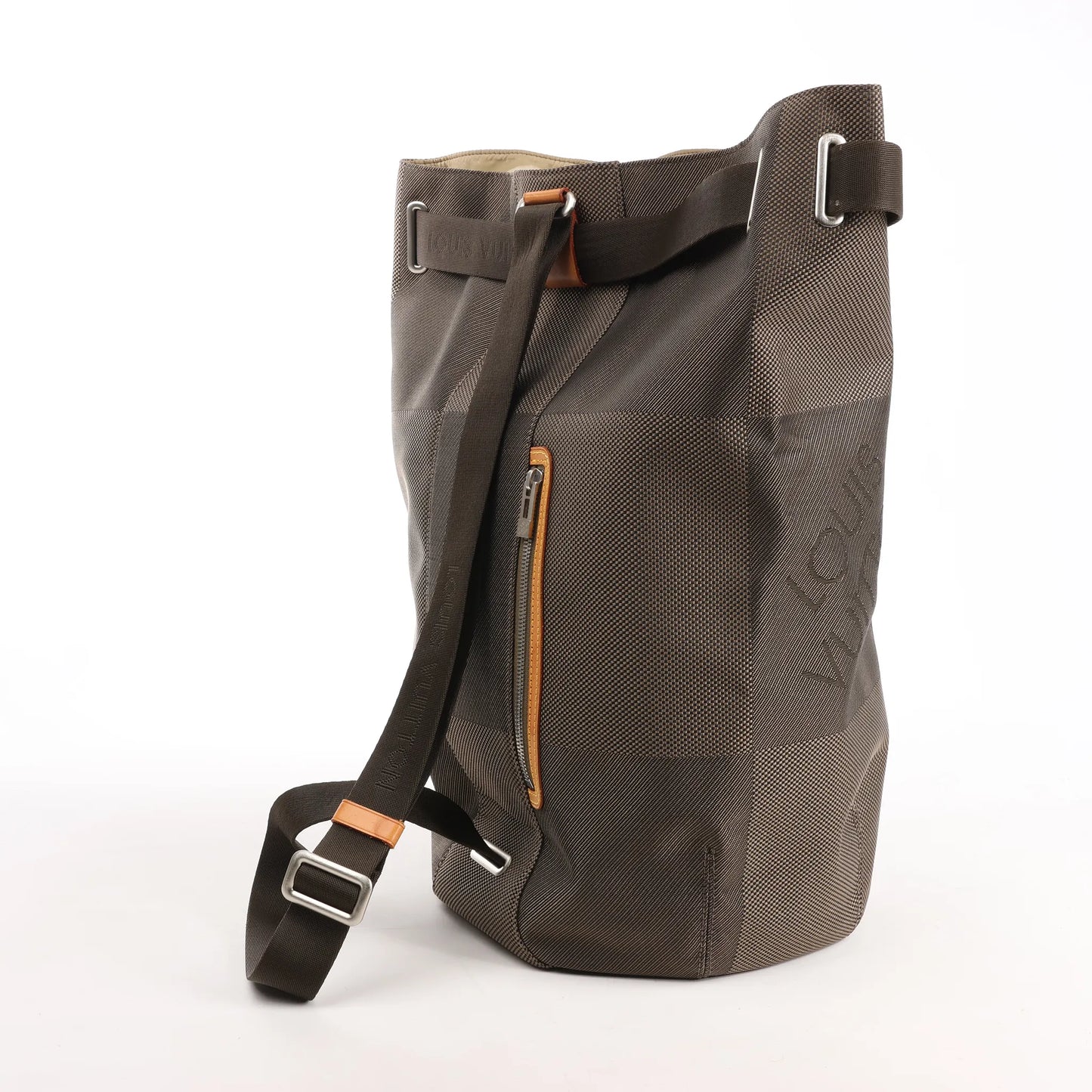 Louis Vuitton Matero PM Damier Geant Umhängetasche in Grau