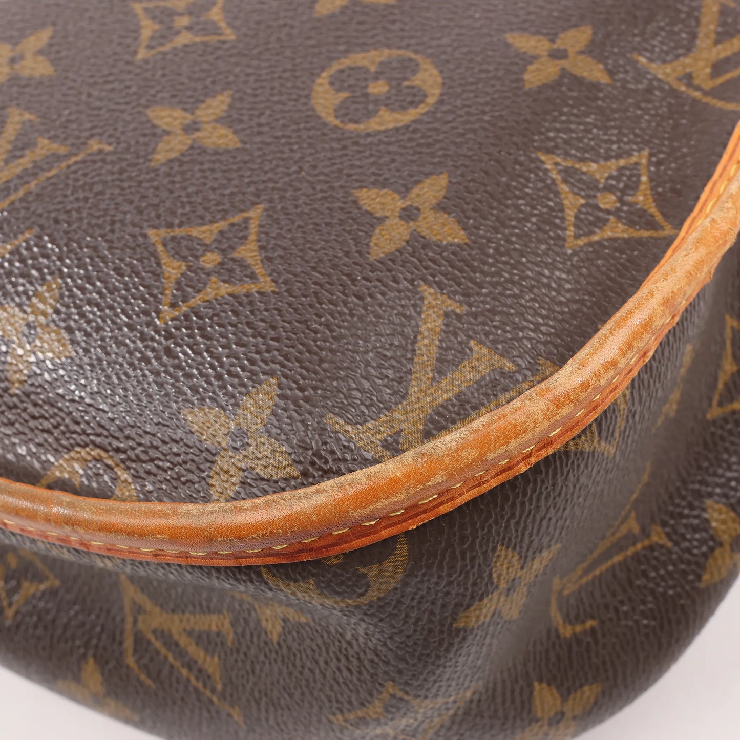 Louis Vuitton Monogram Canvas Menilmontant PM Crossbody Bag M40474