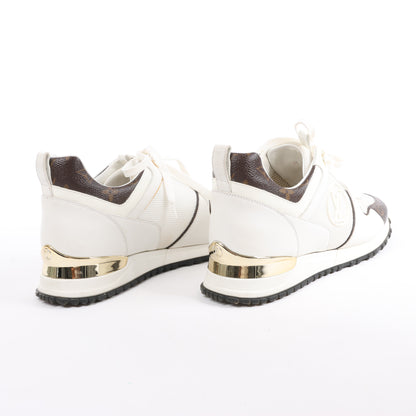 Baskets Louis Vuitton Run Away en toile monogram et mesh, blanc/marron, pointure 38,5 EU