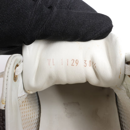 Baskets Louis Vuitton Run Away en toile monogram et mesh, blanc/marron, pointure 38,5 EU