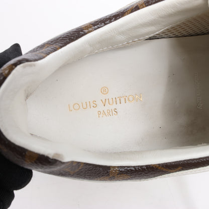 Baskets Louis Vuitton Run Away en toile monogram et mesh, blanc/marron, pointure 38,5 EU
