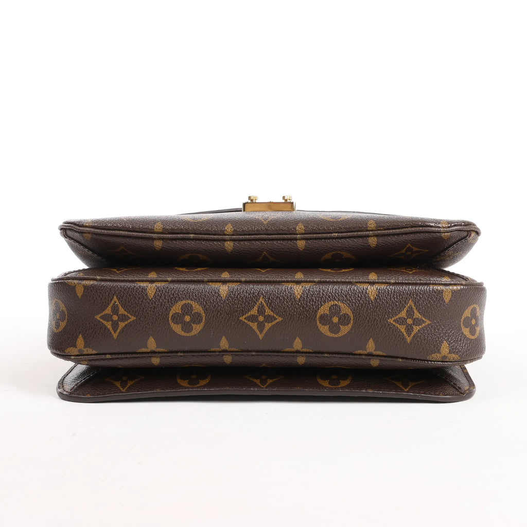Louis Vuitton Pochette Metis MM Monogram Canvas Crossbody Bag in Brown M44875