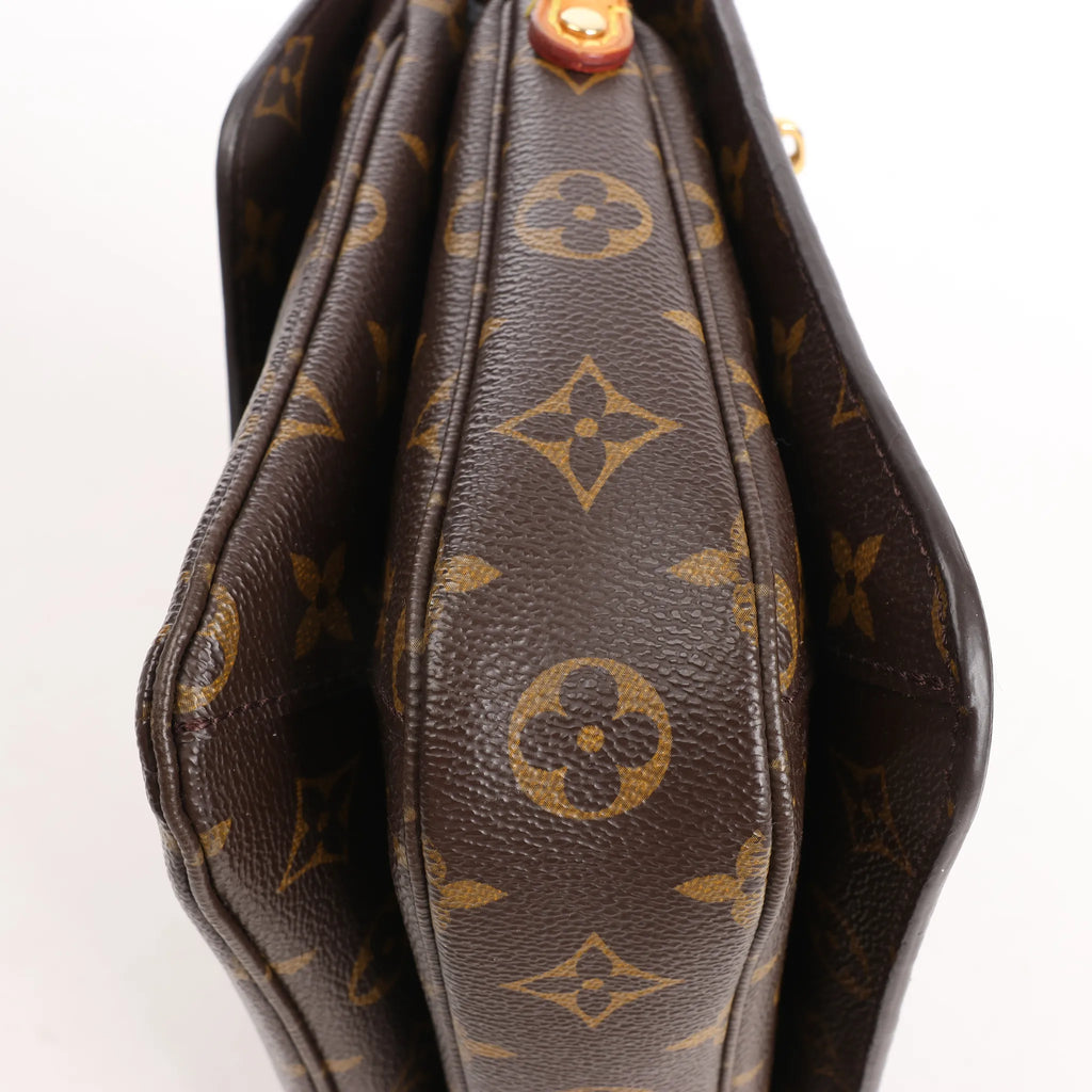 Louis Vuitton Pochette Metis MM Monogram Canvas Crossbody Bag in Brown M44875