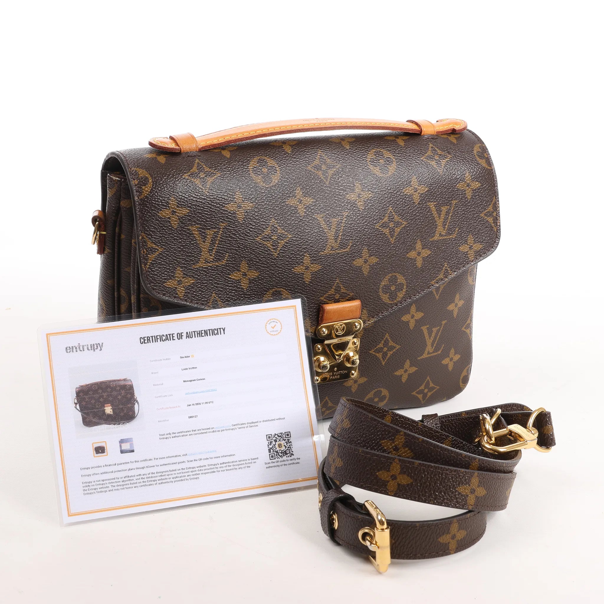 Louis Vuitton Pochette Metis MM Monogram Canvas Crossbody Bag in Brown M44875