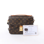 Louis Vuitton Metis MM Pochette Monogram Canvas Crossbody Bag in Brown M44875