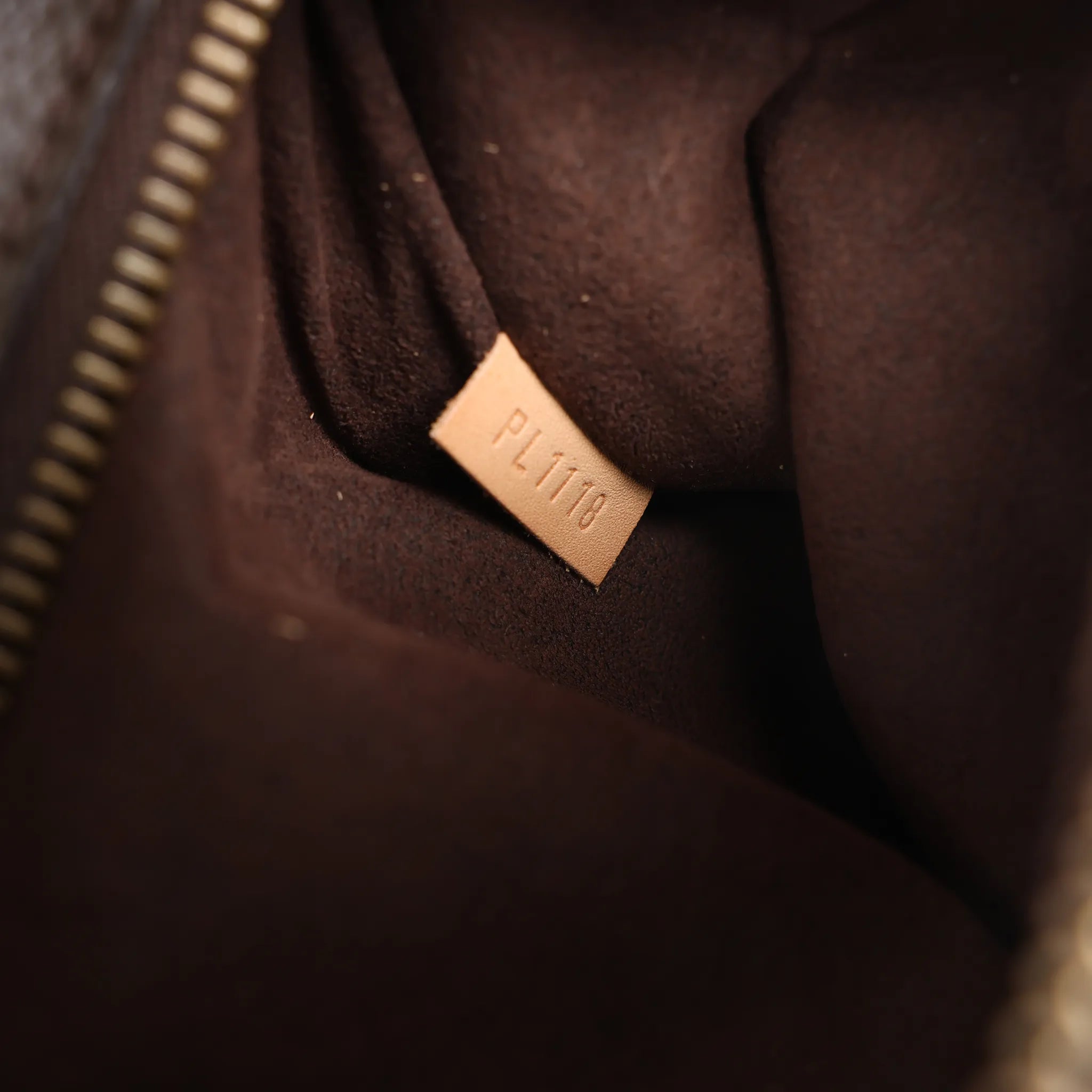 Louis Vuitton Pochette Metis MM Monogram Canvas Crossbody Bag in Brown M44875