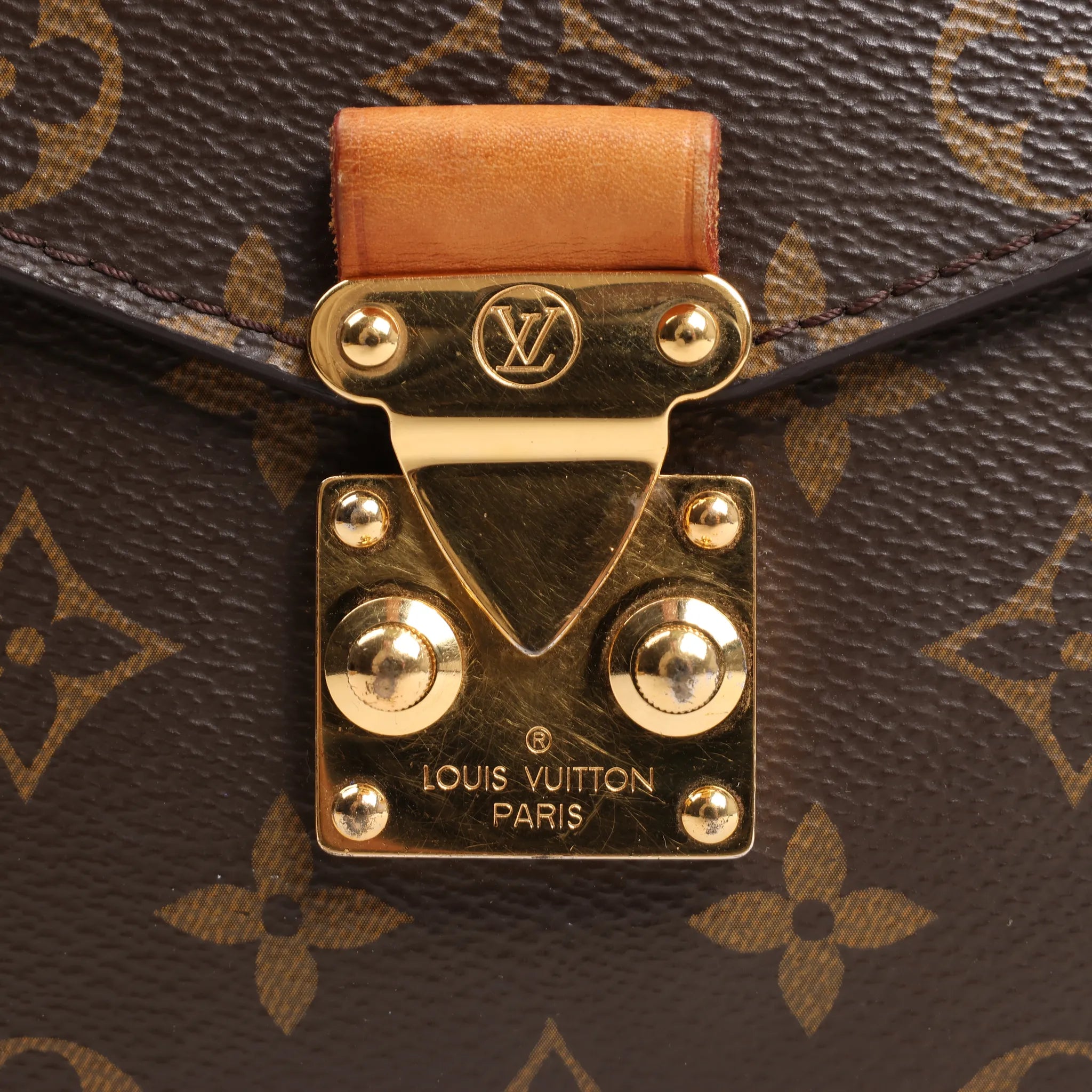 Louis Vuitton Pochette Metis MM Monogram Canvas Crossbody Bag in Brown M44875