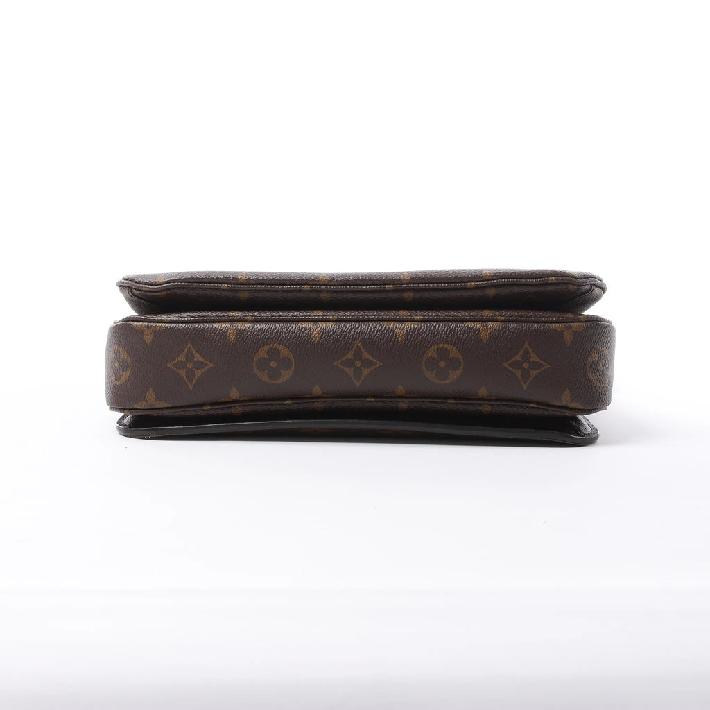 Louis Vuitton Metis MM Pochette Monogram Canvas Crossbody Bag in Brown M44875