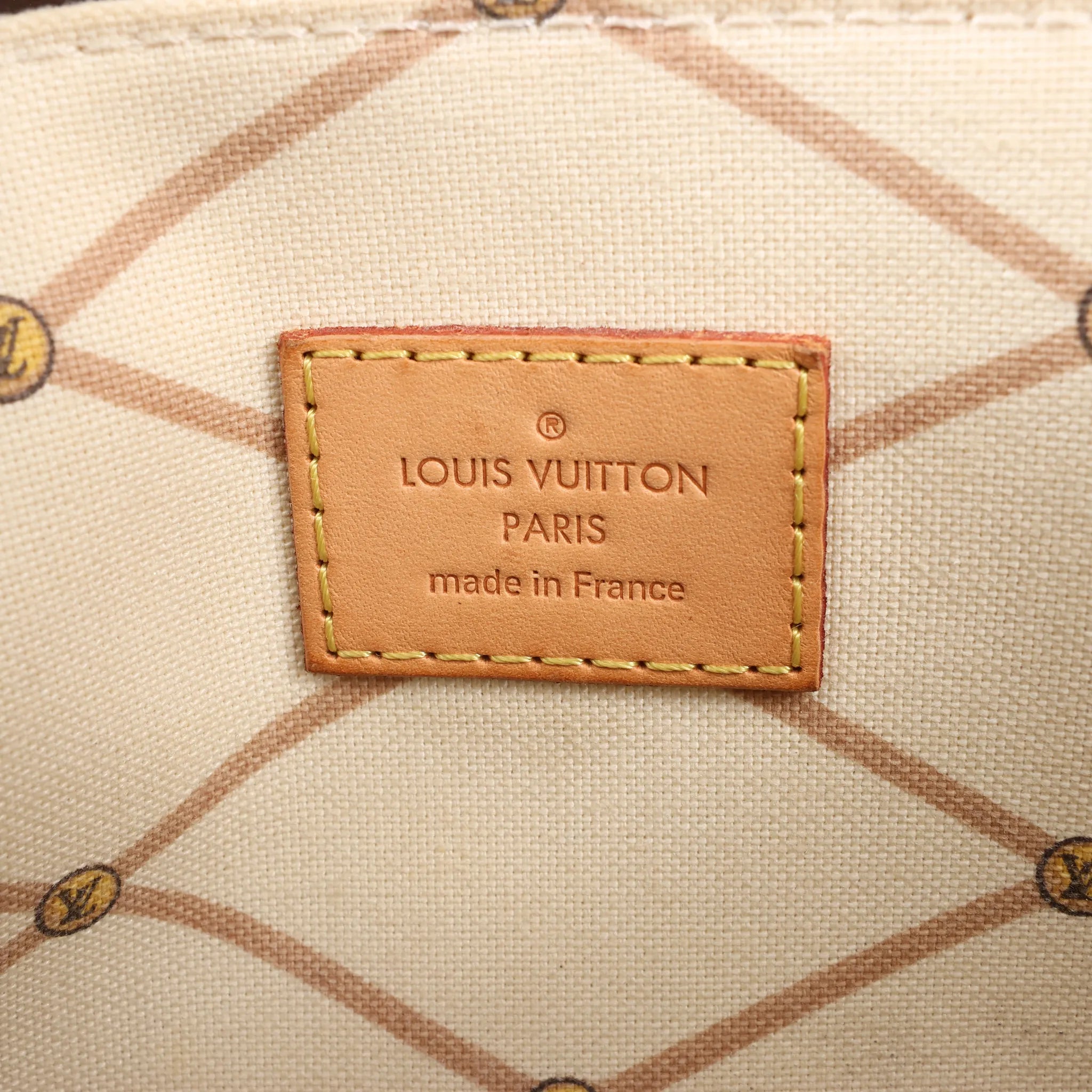 Louis Vuitton Monogram Summer Metis Trunk Pochette Crossbody Bag in Brown M43628