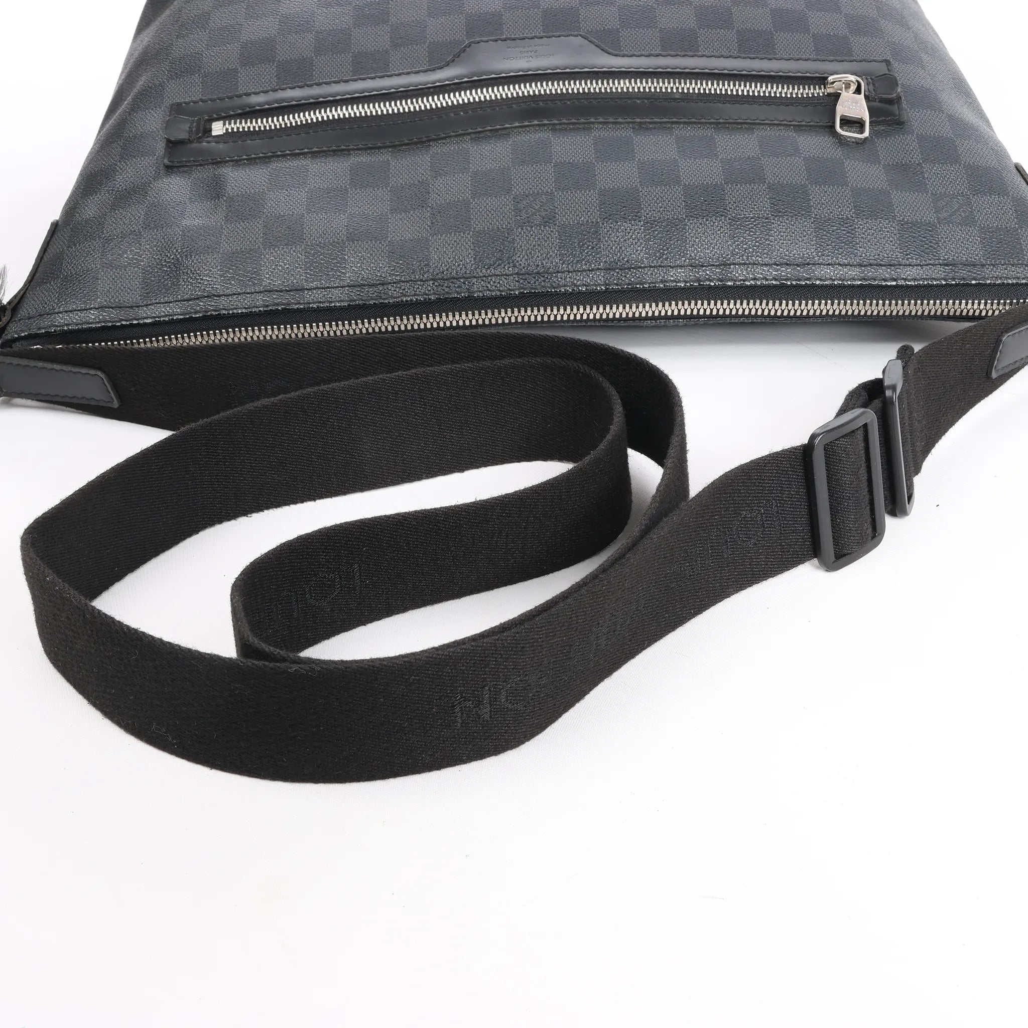 Louis Vuitton Damier Graphite Mick MM Shoulder Bag N41106