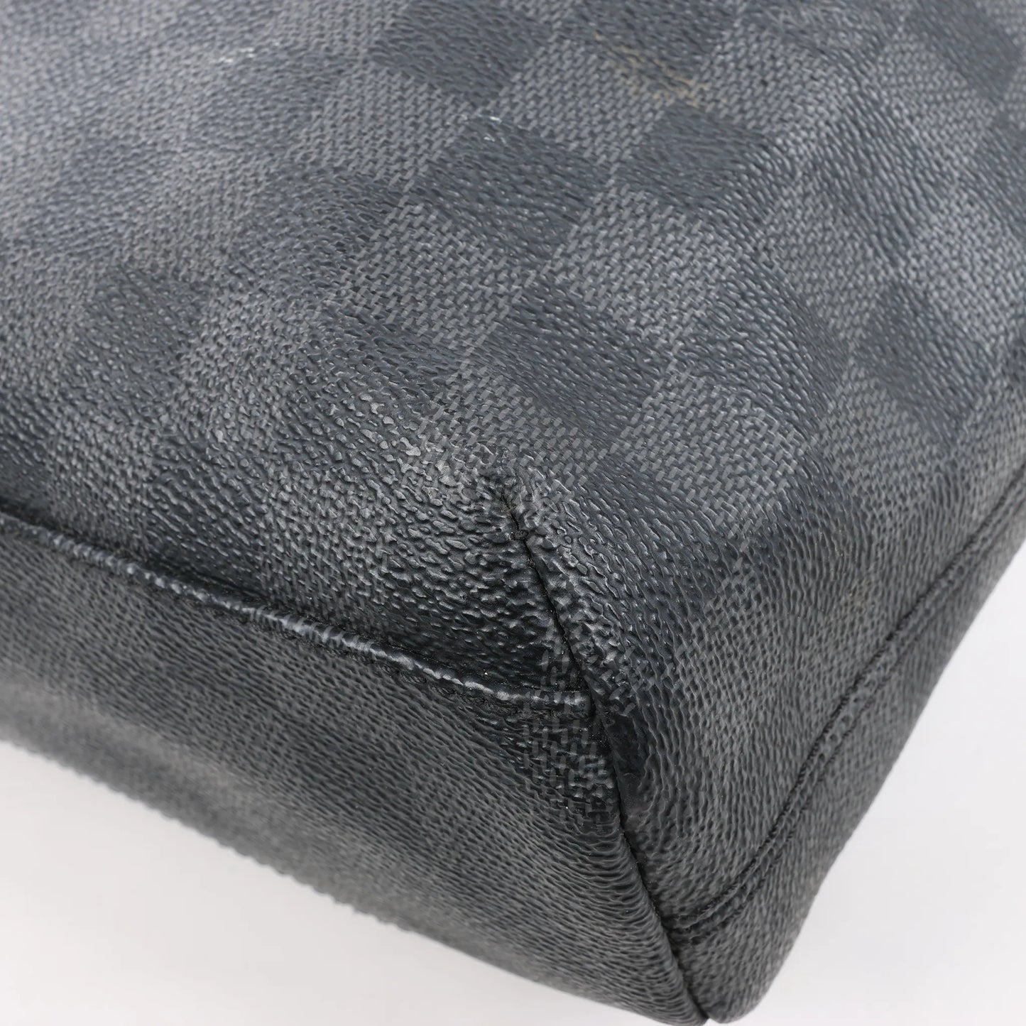 Sac bandoulière Louis Vuitton Damier Graphite Mick MM N41106