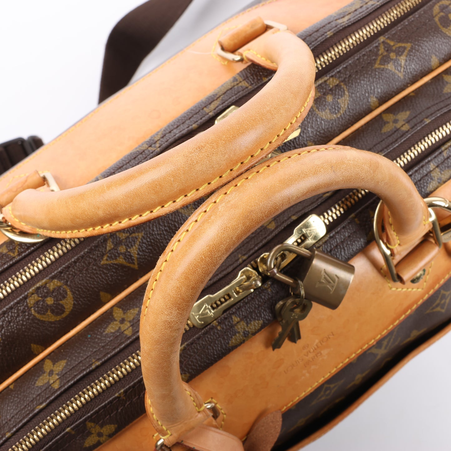 Louis Vuitton Monogram Canvas Alize 2 Poches Sac de voyage M41399