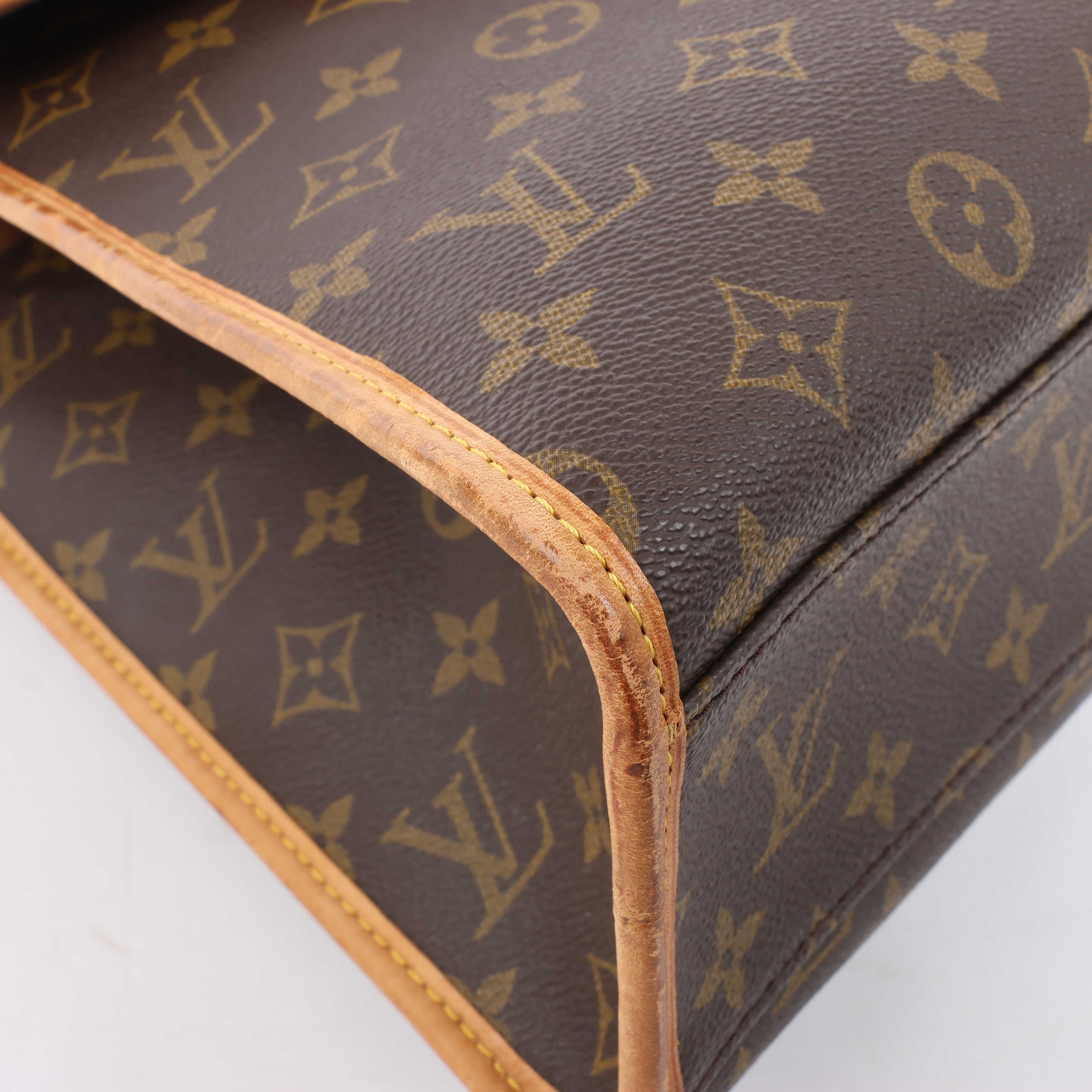 Bolso de mano tipo maletín Beverly de lona con monograma de Louis Vuitton M51121