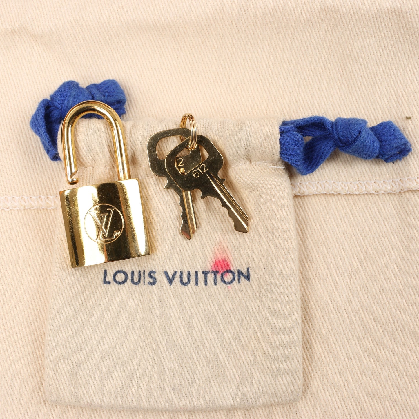 Louis Vuitton Boite Chapeau Souple MM Monogram Leather Sholder Bag M45647