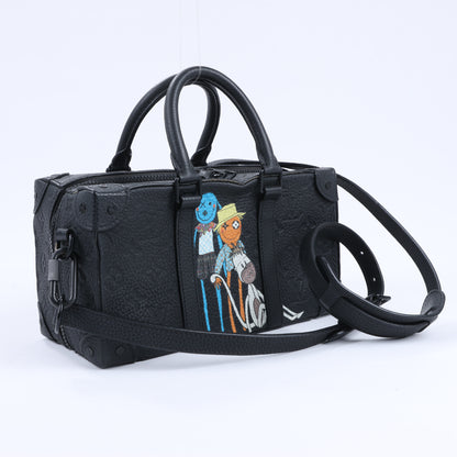 Sac à main Louis Vuitton Monogram Emboss Soft Trunk 2 voies, noir M57410