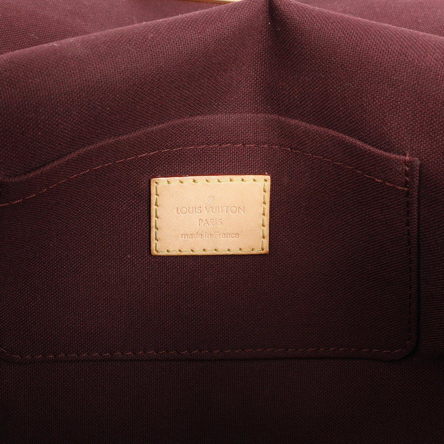 Louis Vuitton Monogram Favorite PM Handbag M40717