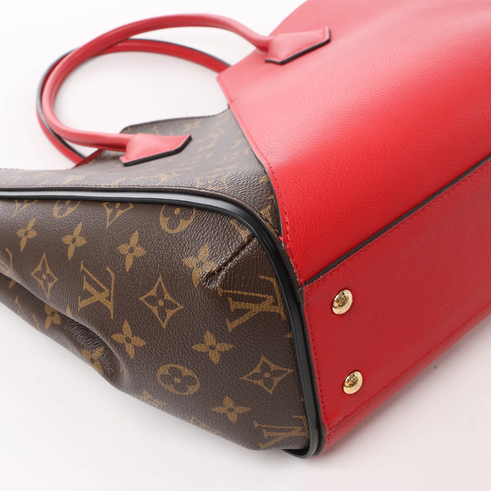 Louis Vuitton Damier Monogram Kimono MM Handbag in Red M40459