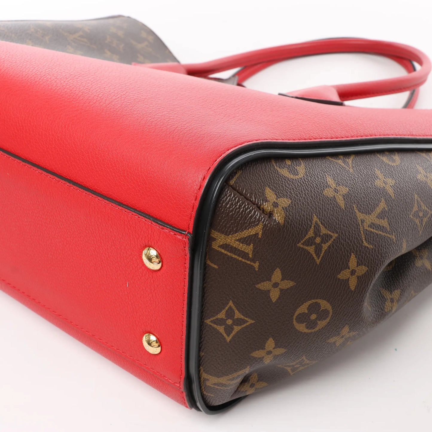 Sac à main Louis Vuitton Damier Monogram Kimono MM en rouge M40459
