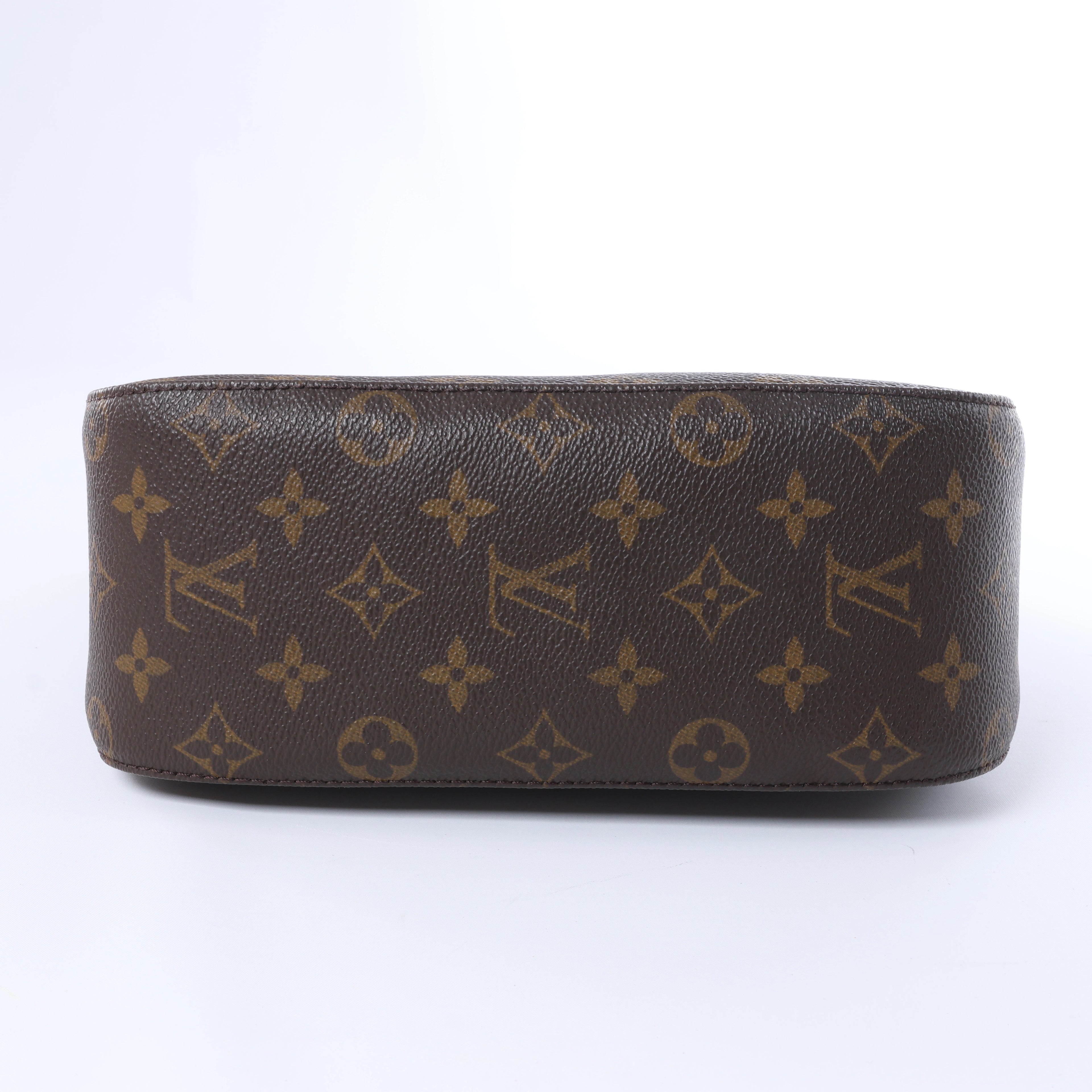 Louis Vuitton Monogram Looping MM Shoulder bag in  Brown