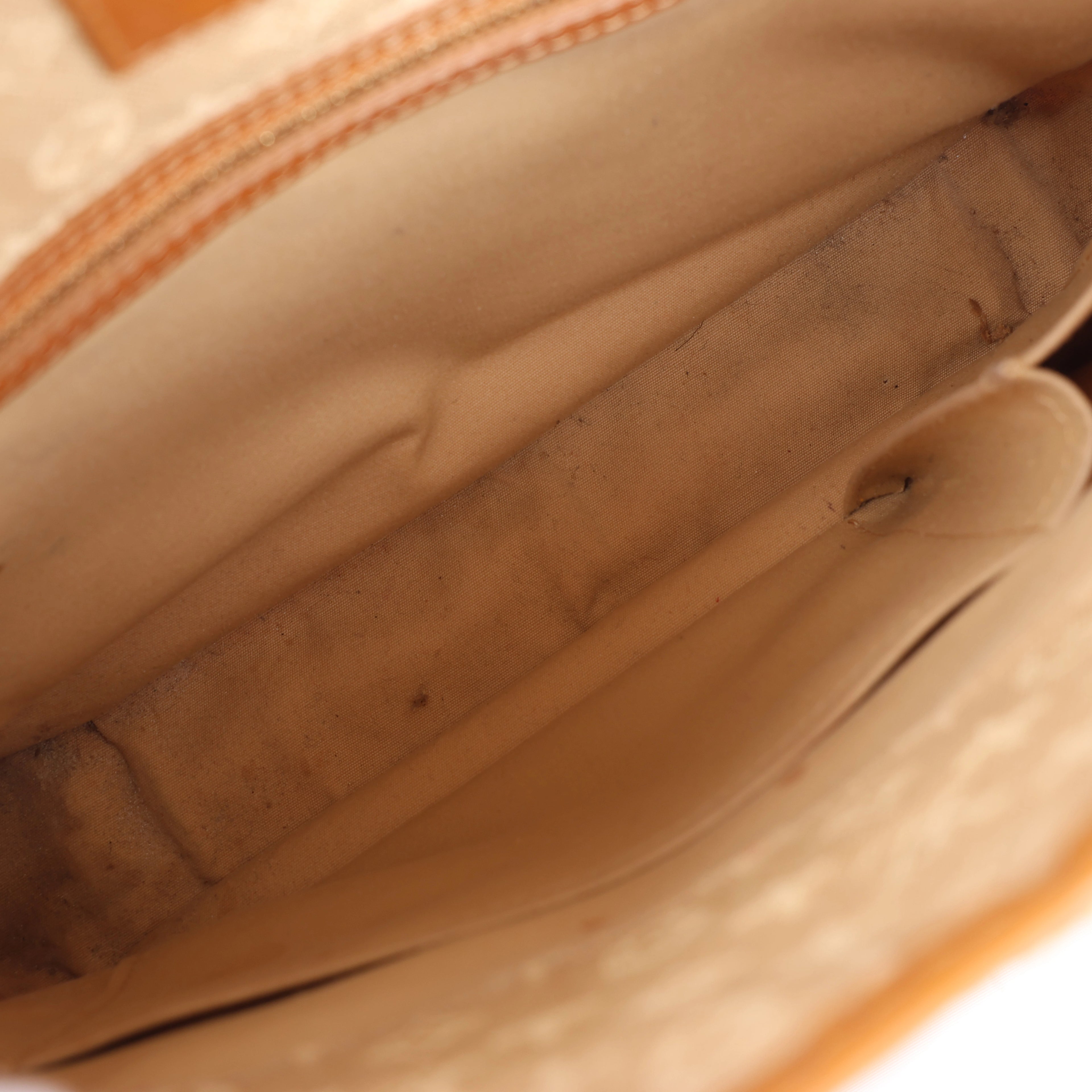 Louis Vuitton Besace Mary Kate Monogram Mini Lin Shoulder Bag in Beige M92323