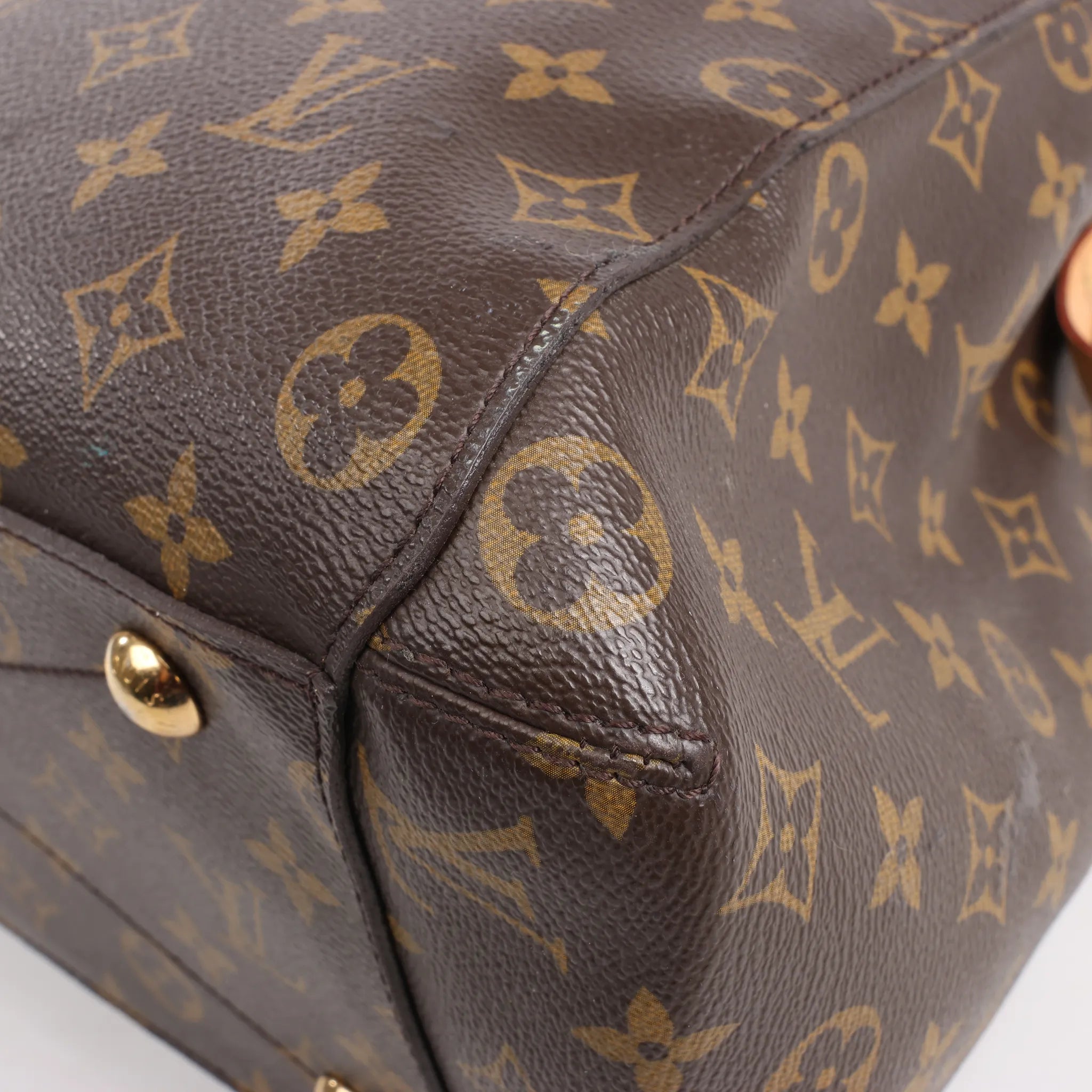 Louis Vuitton Montaigne GM Monogram Canvas Handbag in Brown
