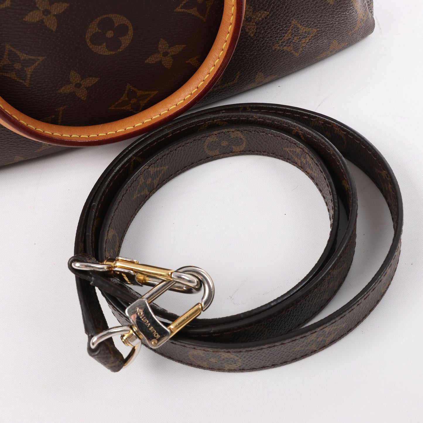 Sac à main Louis Vuitton Monogram Pallas BB 2 voies rouge M50068