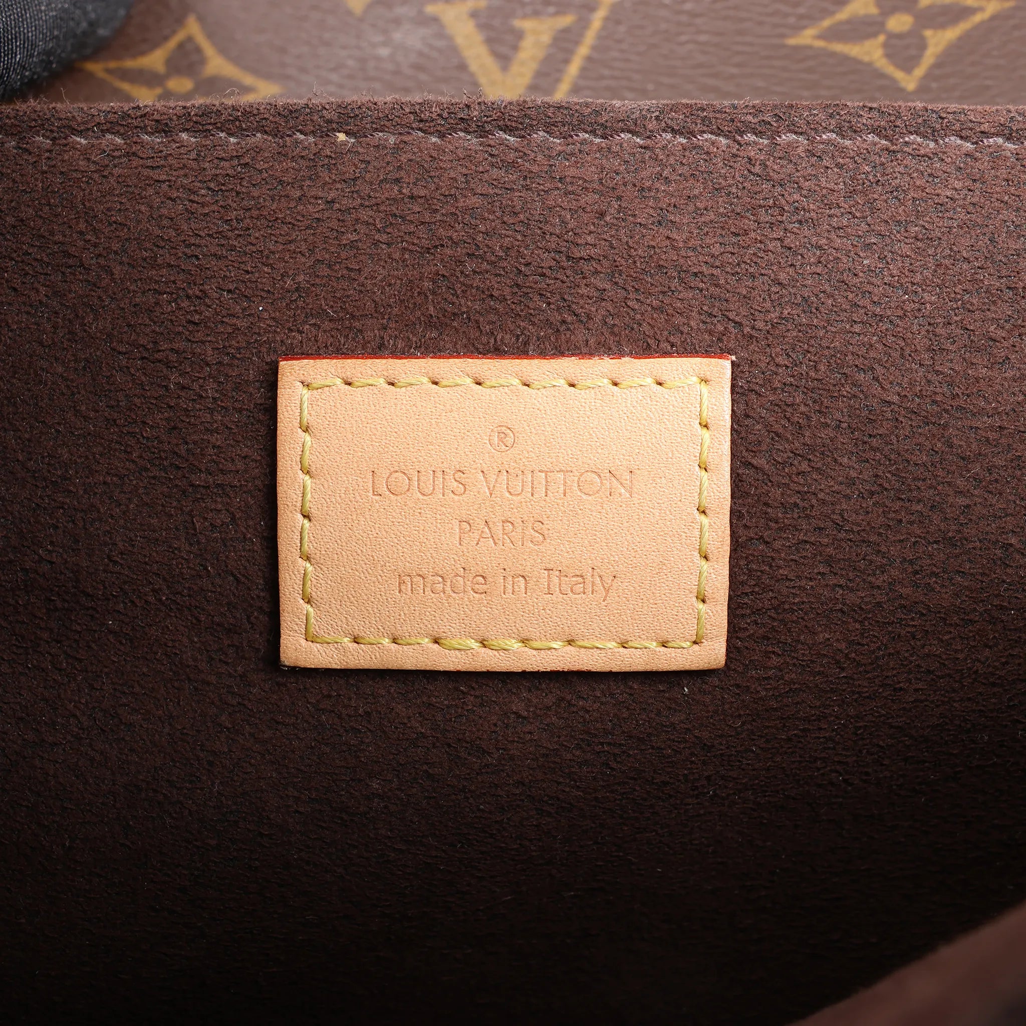 Louis Vuitton Monogram Pochette Metis Handbag
