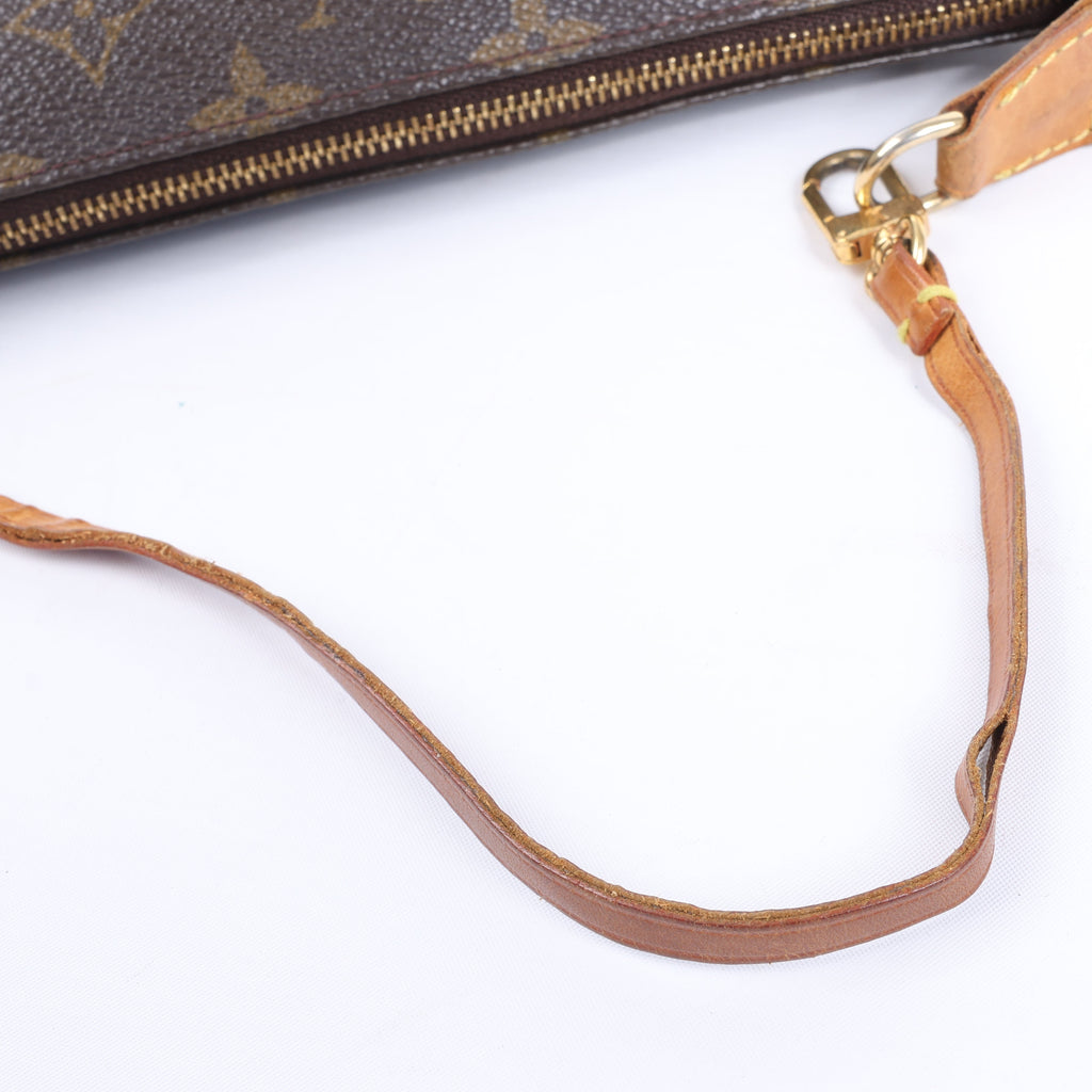 Louis Vuitton Monogram Canvas Pochette Accessoire Handbag M51980