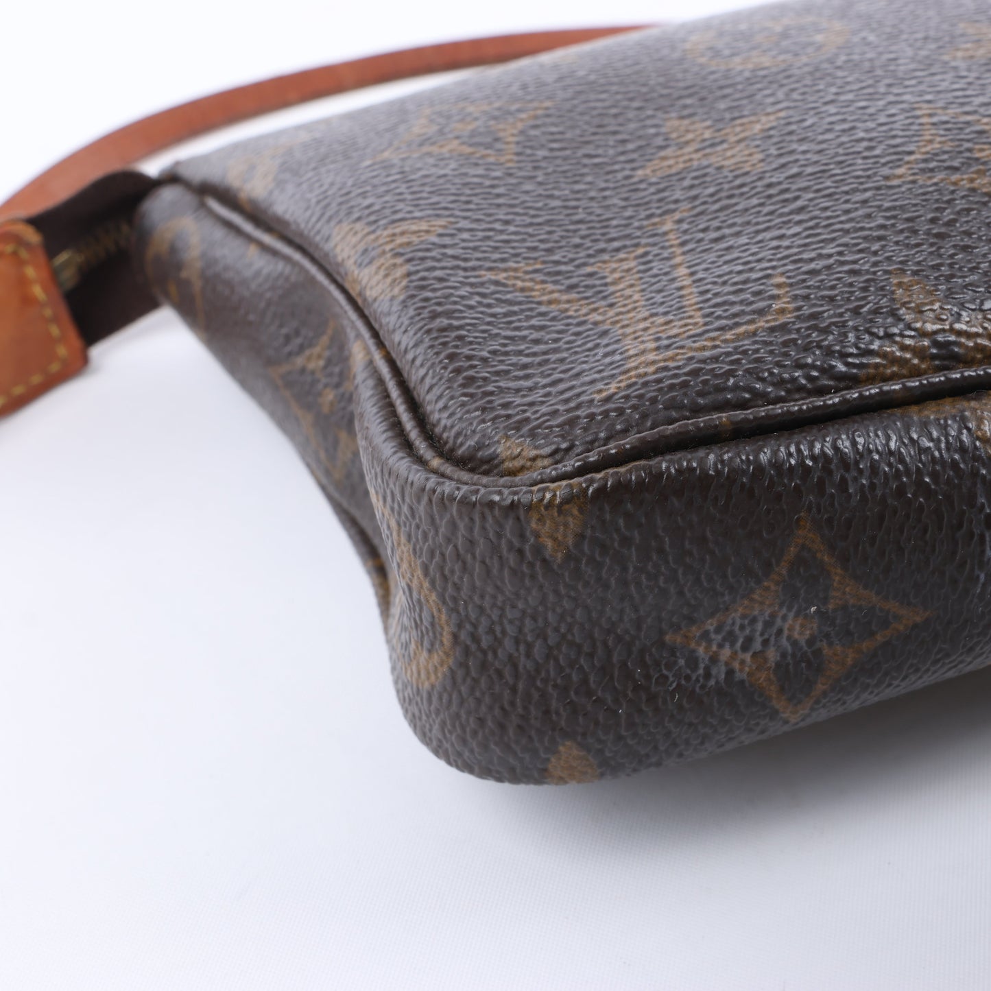 Louis Vuitton Monogram Canvas Pochette Accessoire Handbag M51980